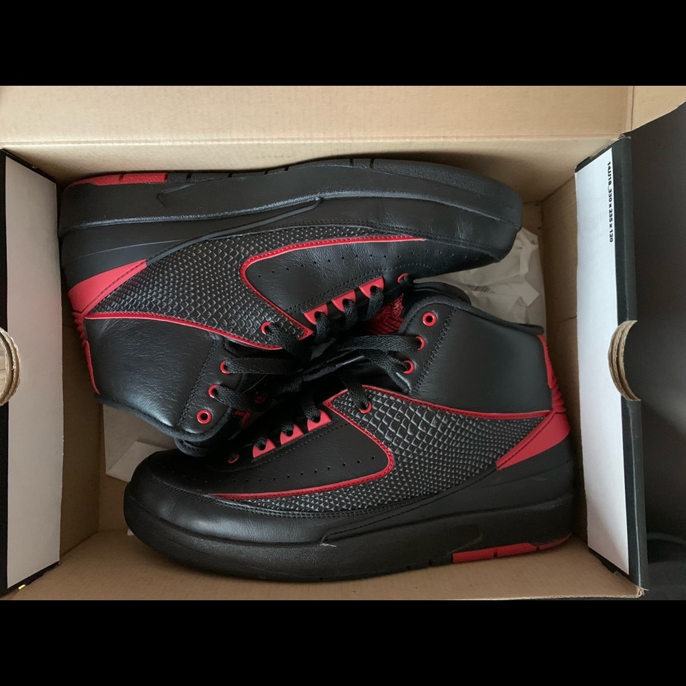 Jordan Retro 2 “Bred”